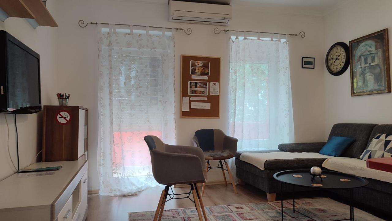Apartment モスタル エクステリア 写真